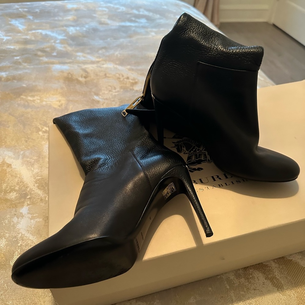 Burberry Black Heeled Boots ONLY WORN ONCE - Picture 2 of 4
